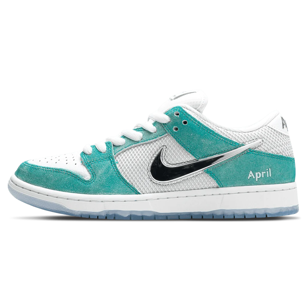 Nike Dunk Low SB x April Bulk